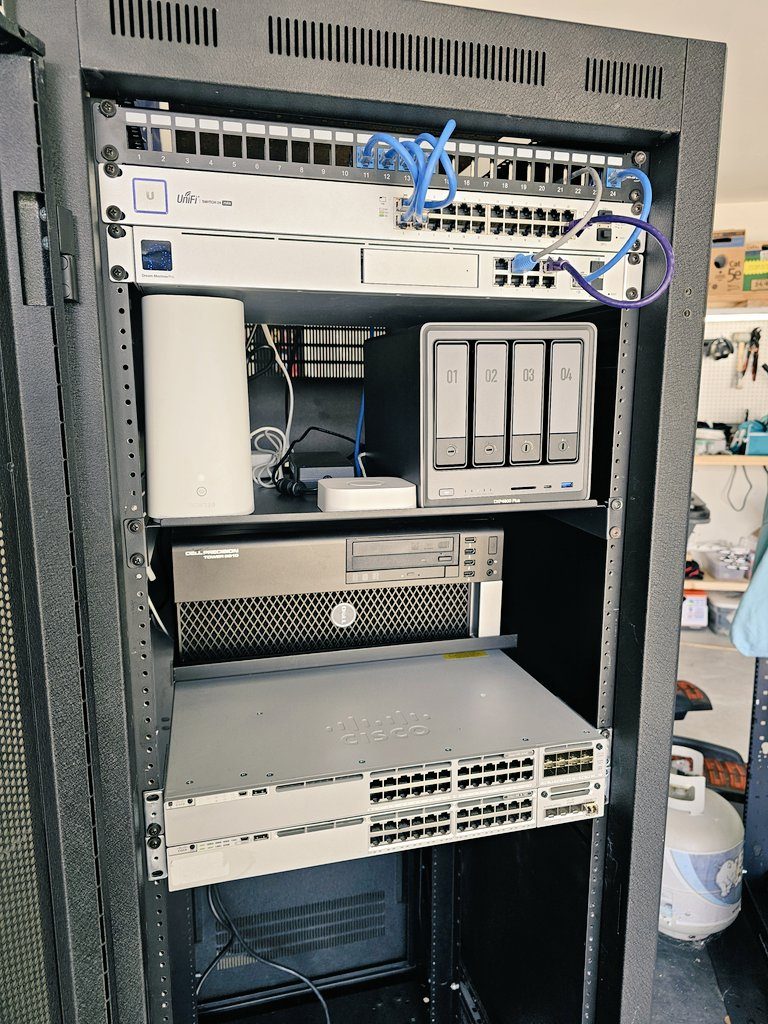 Server and network rack with switches and storage